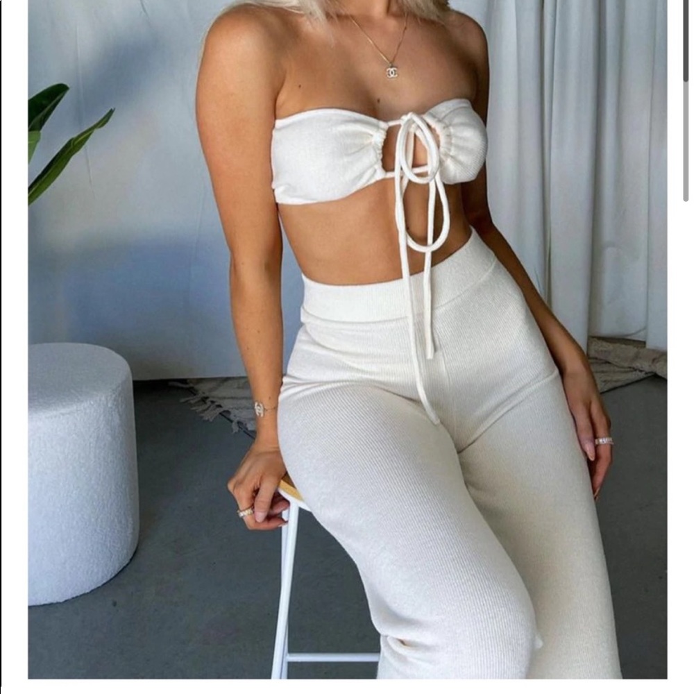 White fox tan set small unconditional set